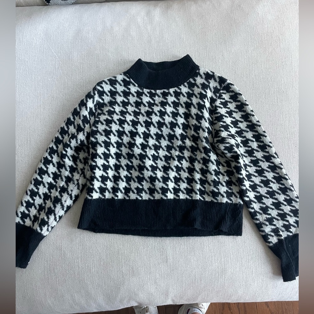 BNWOT Rails sweater